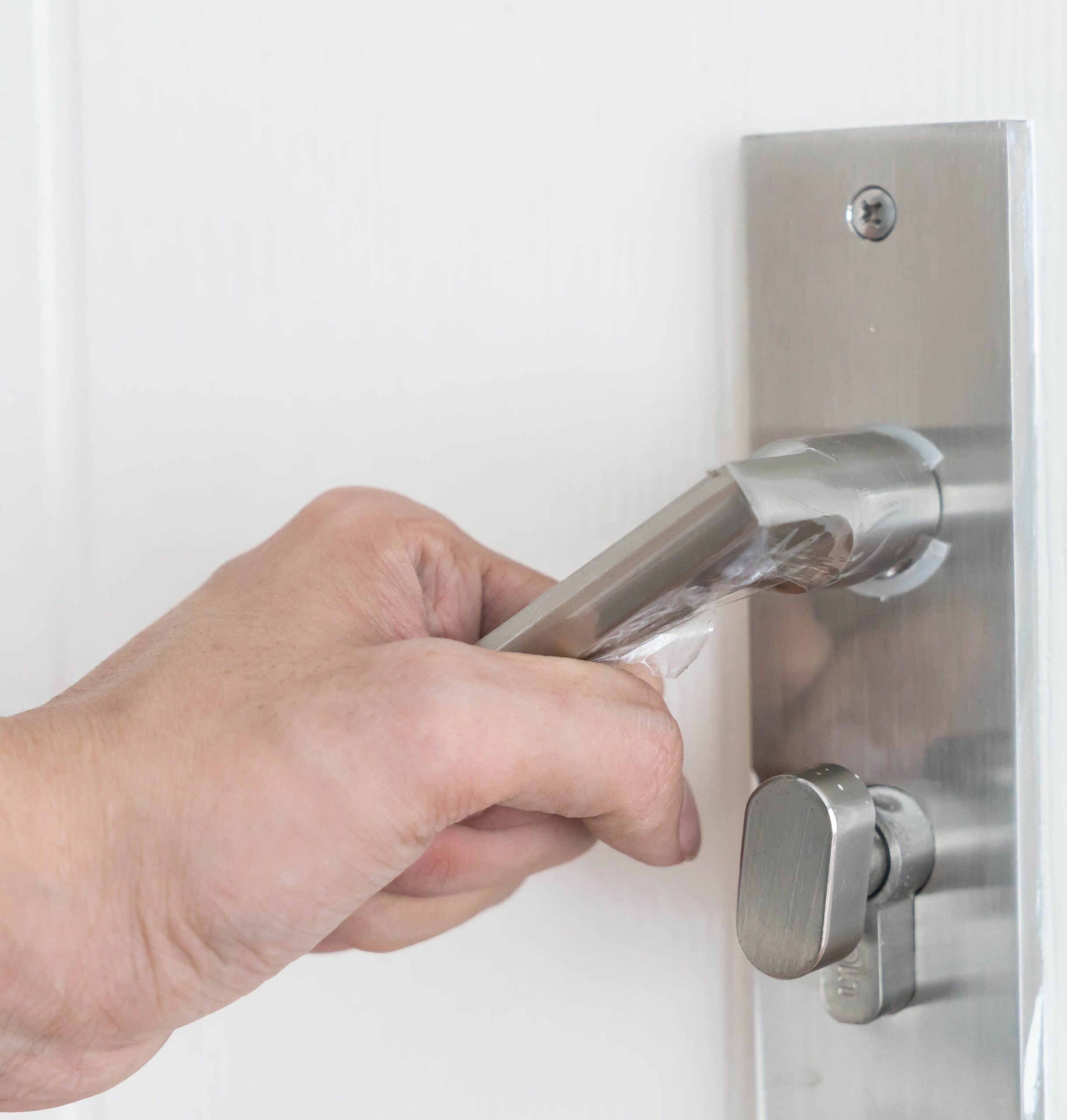 Врезка замков